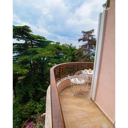 Dream Mansion Ada *